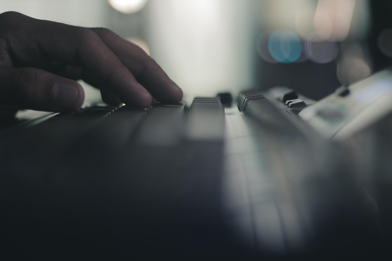 découvrez notre sélection d'ordinateurs portables de jeu abordables alliant performance et prix compétitif, parfaits pour les gamers exigeants sans se ruiner.