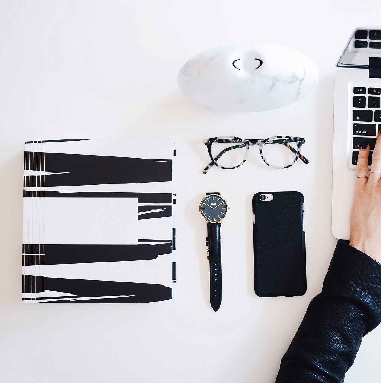 découvrez notre sélection innovante de gadgets high-tech qui facilitent votre quotidien. des accessoires pratiques aux technologies de pointe, trouvez le gadget parfait pour vous ou un cadeau original.