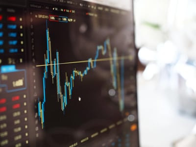 Top 8 Actions à Miser sur le Calcul Quantique d’ici 2025